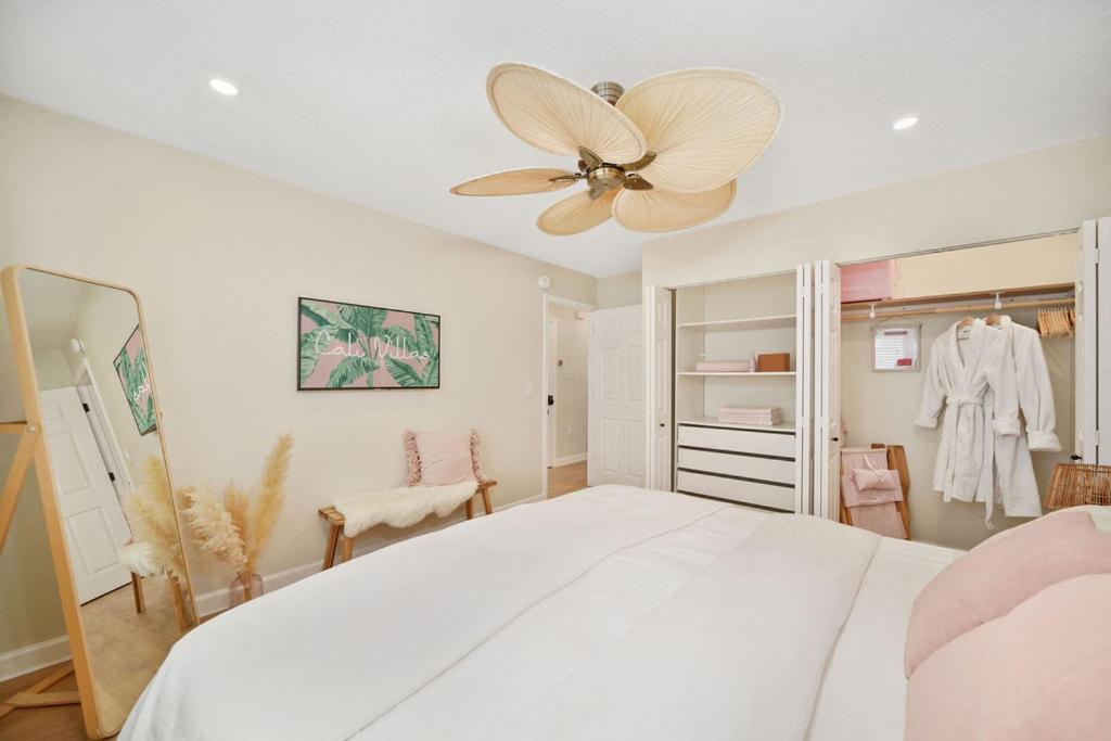 Luxury Villa 3 Blocks From The Beach With Pool A Fire Pit And Outdoor Oasis Cape Canaveral Exterior photo